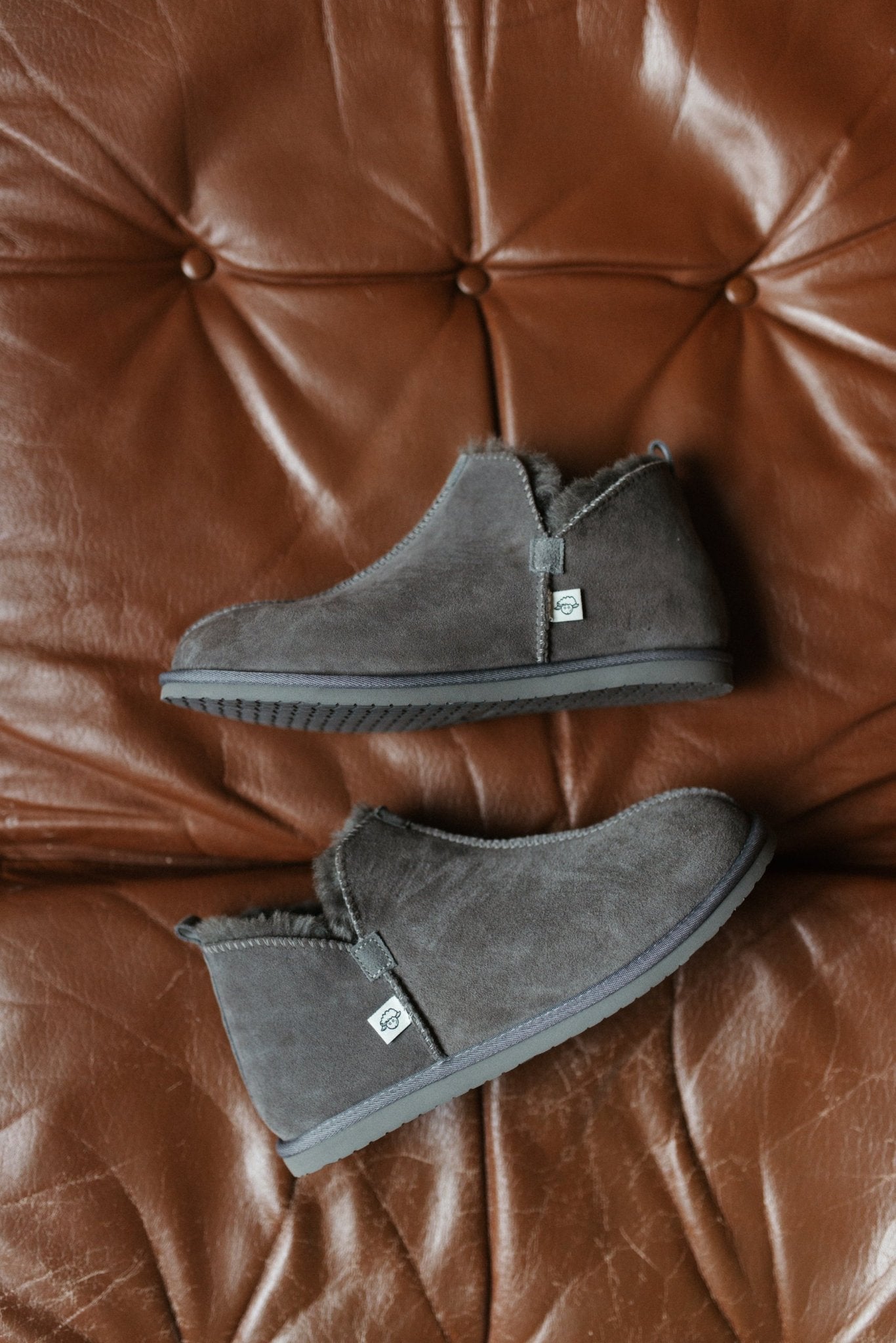 Lammfell Hausschuh „Alaska“ geschlossen - Wollbebi