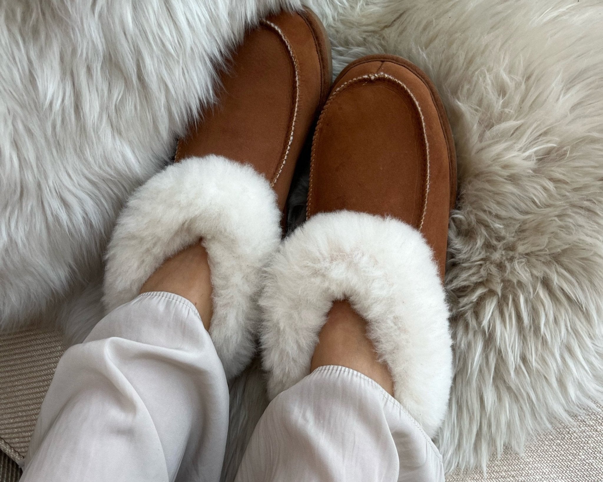 Lammfell Hausschuh Cozy Family - letzte Größen SALE - Wollbebi