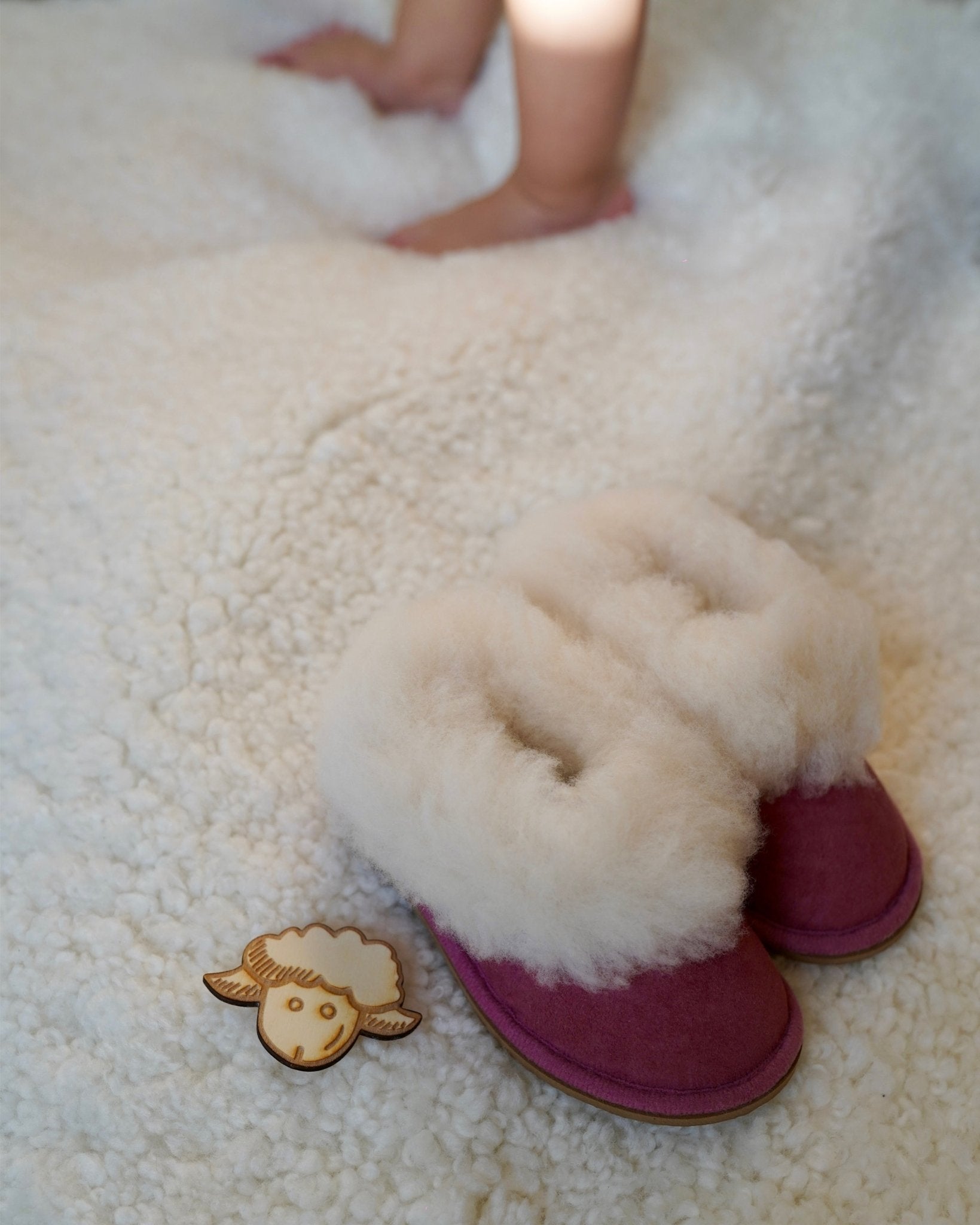 Lammfell Hausschuh Tito Toddler - letzte Größen SALE - Wollbebi