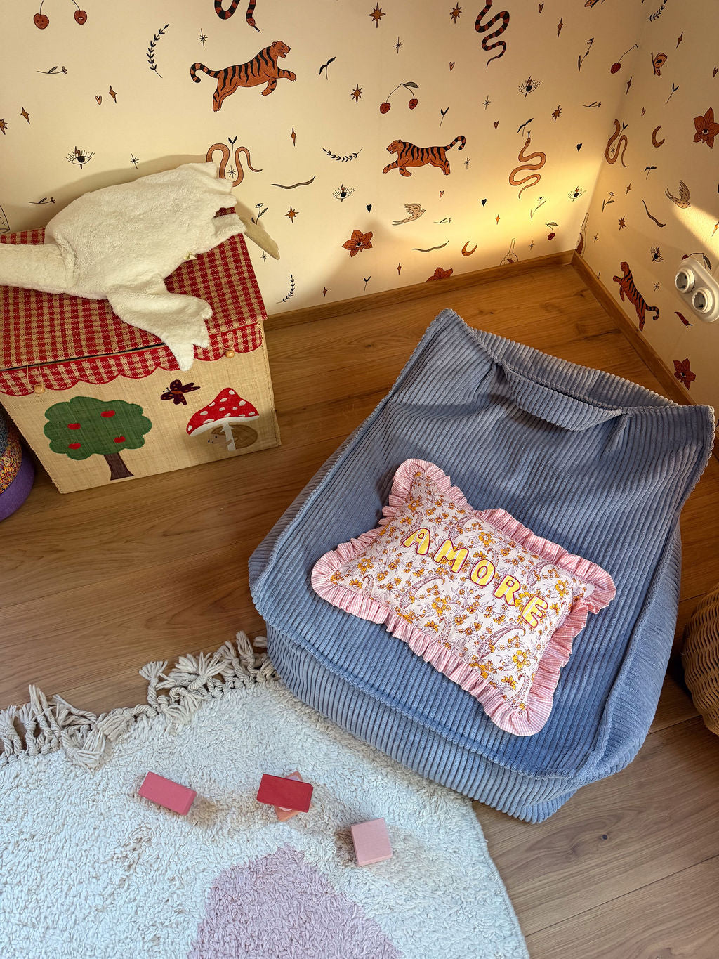 AMORE Kissen ♡ + Letter