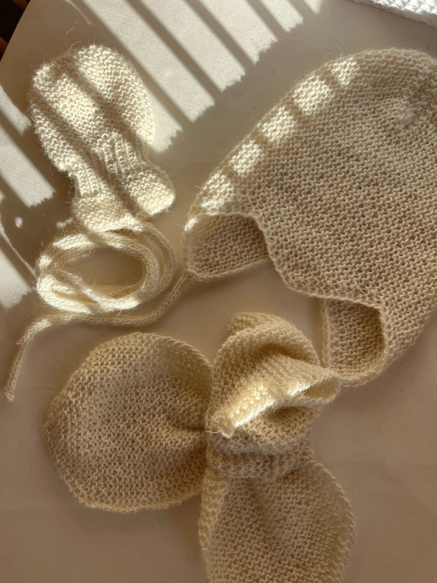 "Handknitted Collection 🤍" Baby Alpaca Geschenk - Set